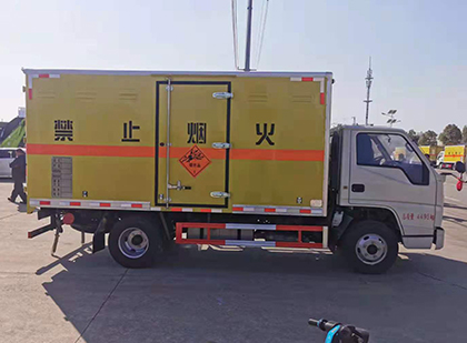 哈尔滨爆破器材运输车